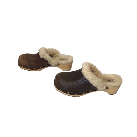 Ugg Australia Women Kalie S/N 5425 Brown Leather Stud Sheepskin Clogs US7 EUR38 - Picture 4 of 11